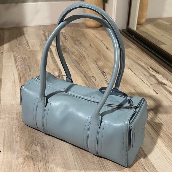 Light blue Ann Taylor leather barrel bag - Picture 4 of 7
